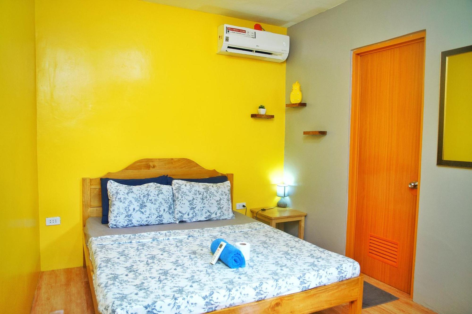 Ananas Guesthouse 莫阿尔博阿 外观 照片