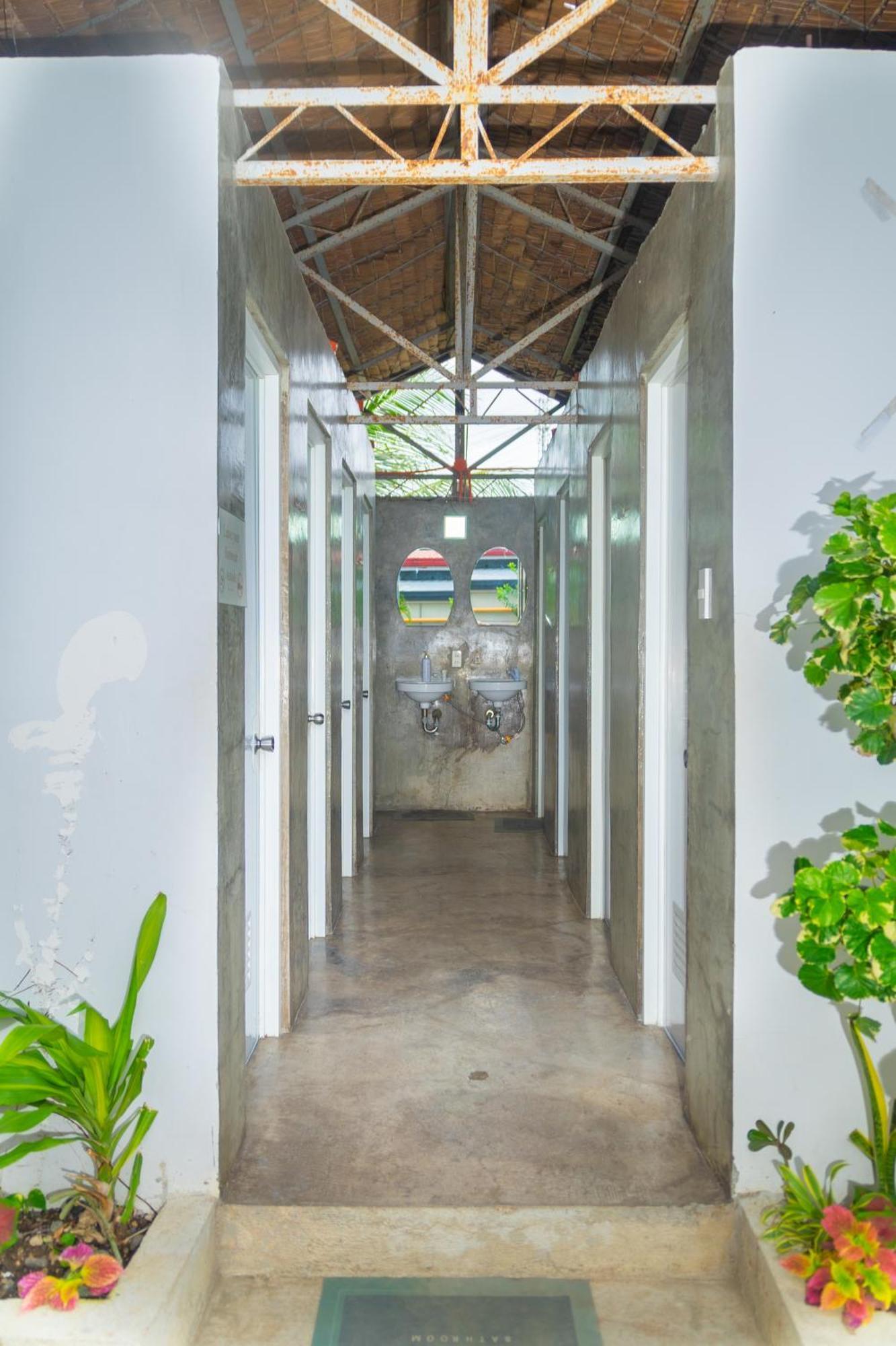 Ananas Guesthouse 莫阿尔博阿 外观 照片