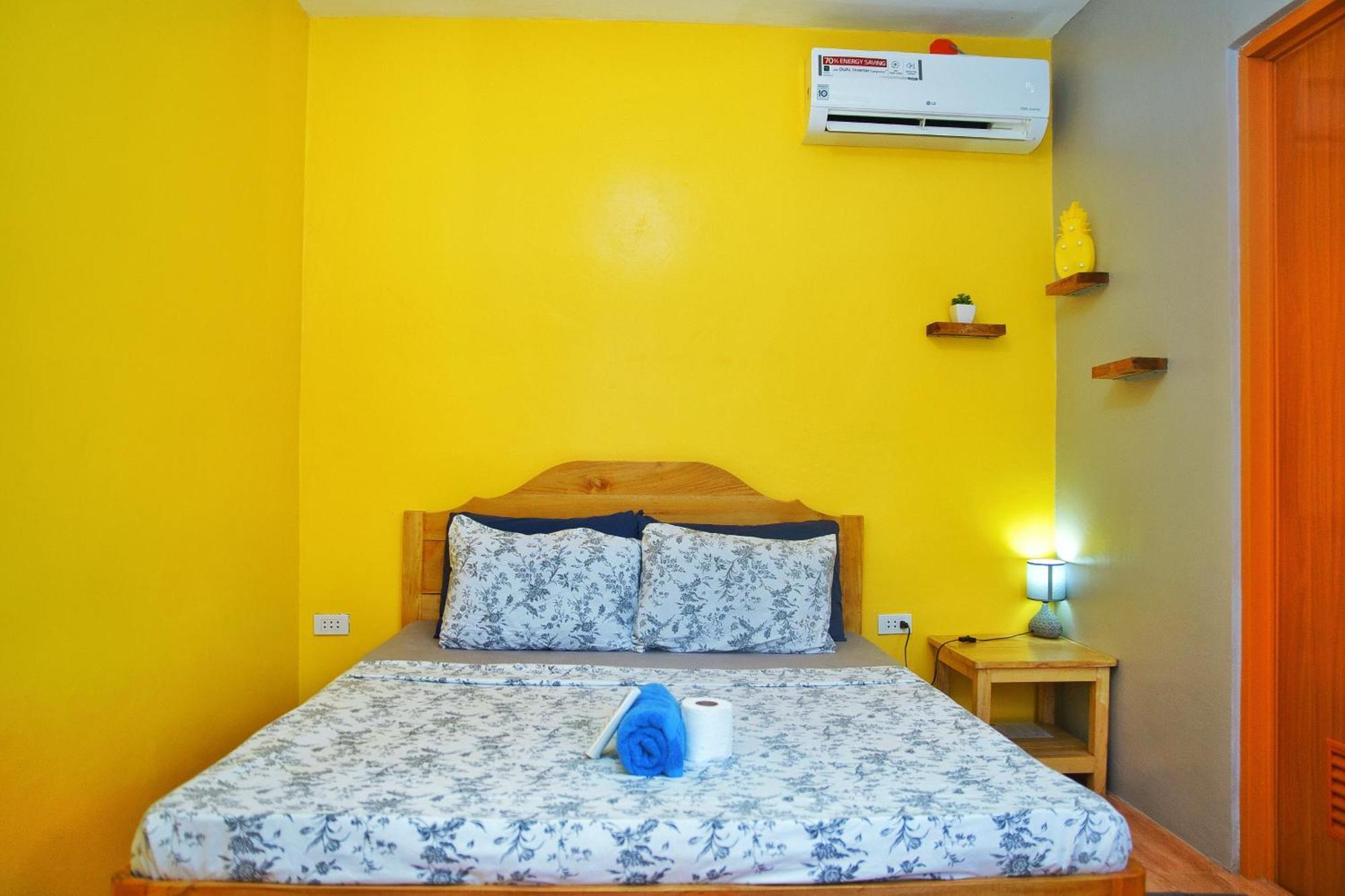 Ananas Guesthouse 莫阿尔博阿 外观 照片